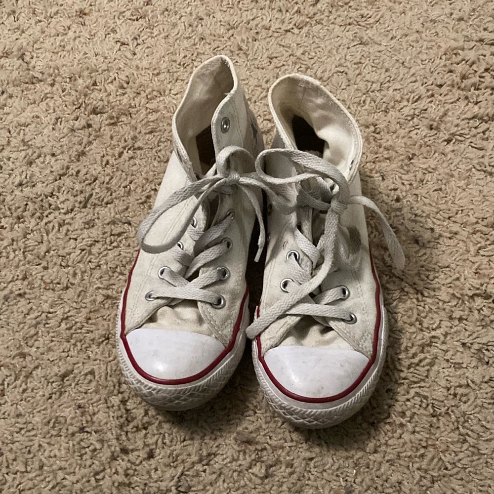 High top kids converse size 2